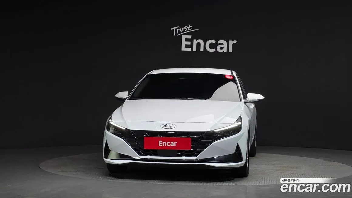 Hyundai AVANTE — фото 2