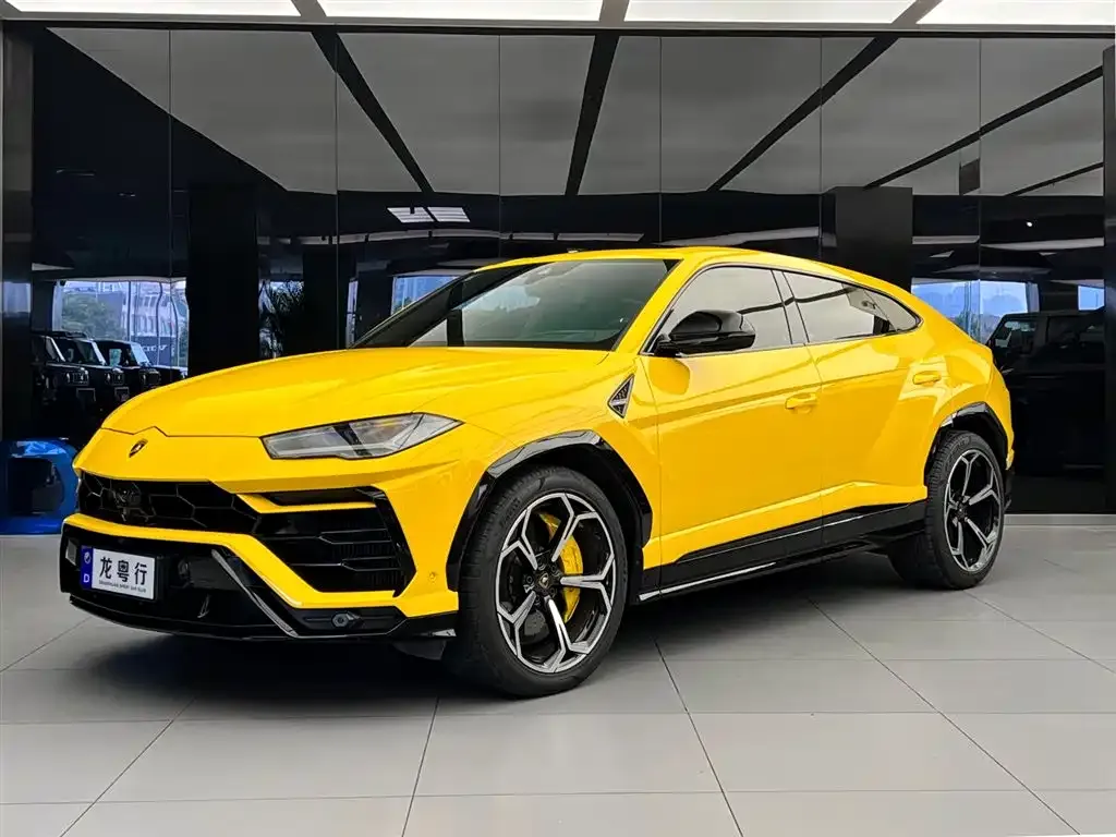 Lamborghini Urus 2022 из CN, фото 1