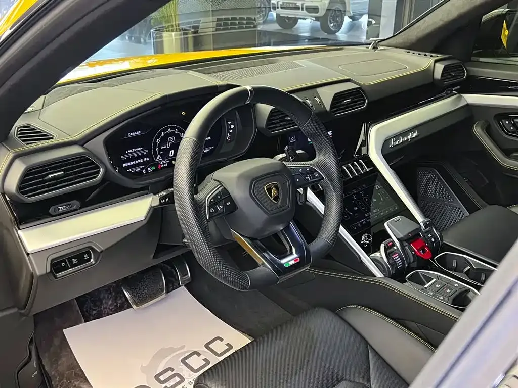 Lamborghini Urus 2022 из CN, фото 8