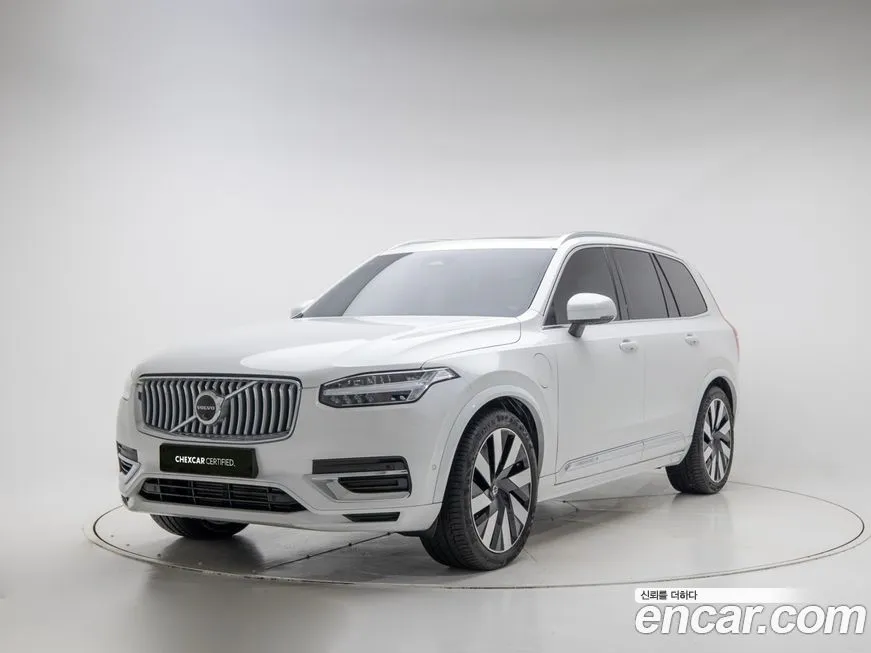 Volvo XC90 — фото 1