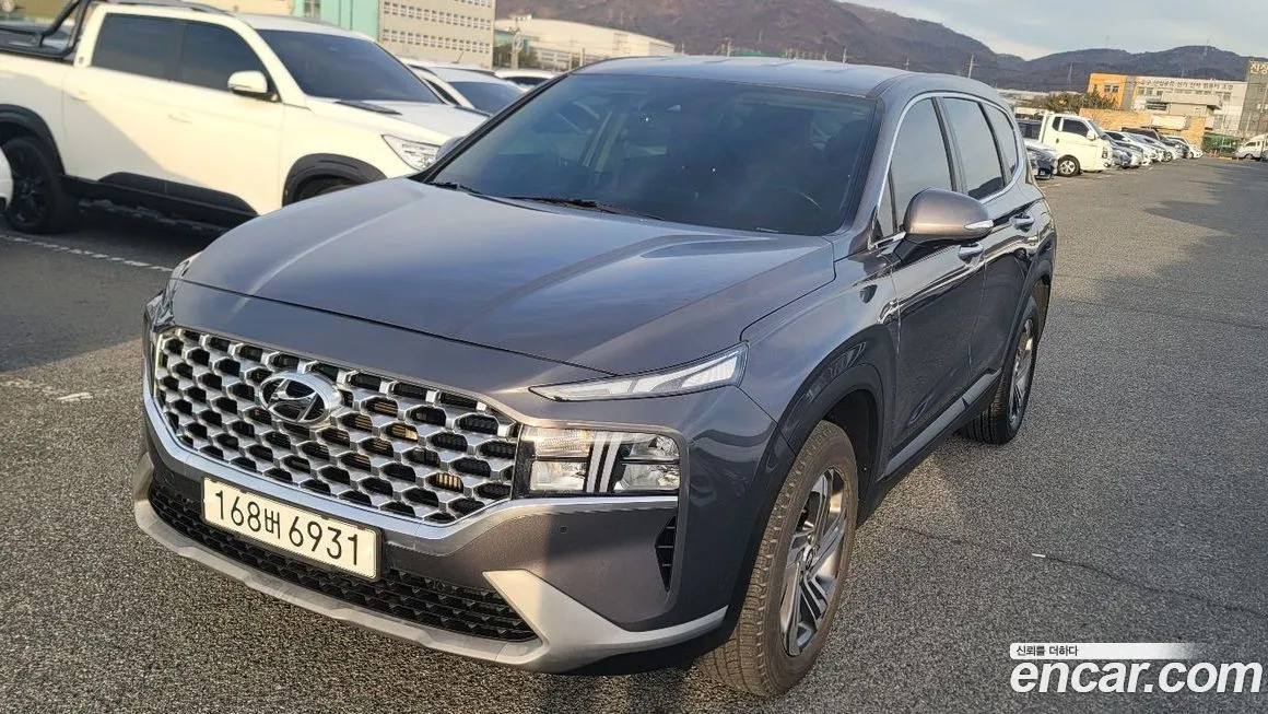Hyundai Santafe — фото 1