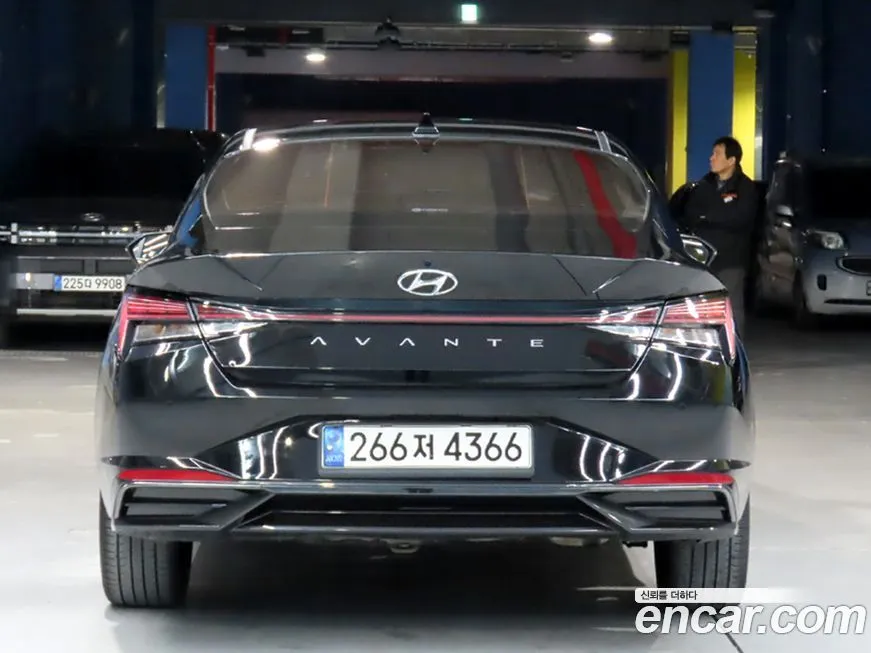 Hyundai AVANTE — фото 2