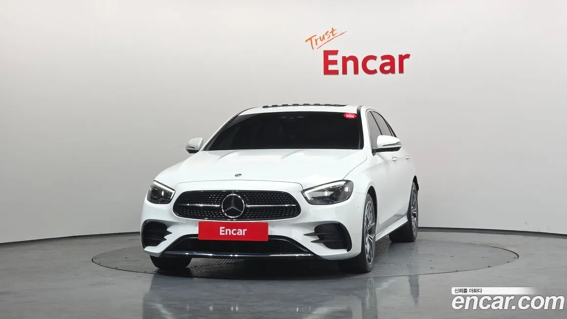 Mercedes-Benz E-Class — фото 10