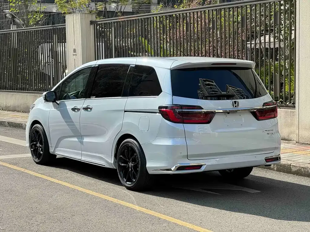 Honda Odyssey 2022 из CN, фото 9