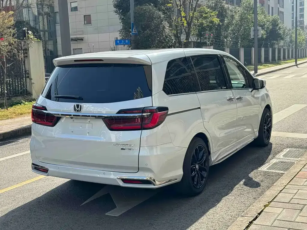 Honda Odyssey 2022 из CN, фото 8