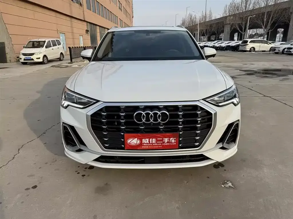 Audi Q3 2023 из CN, фото 4