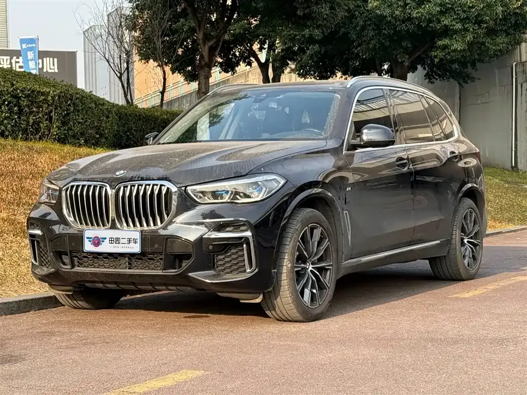 BMW X5 — фото 1
