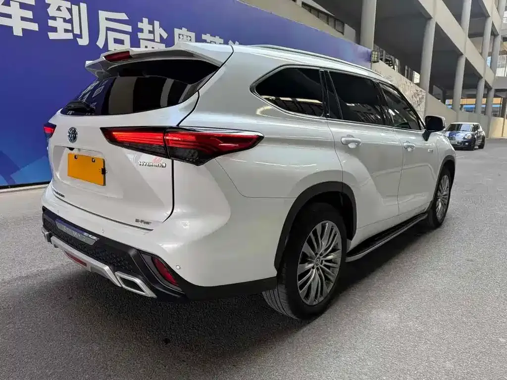Toyota Highlander 2025 из CN, фото 8