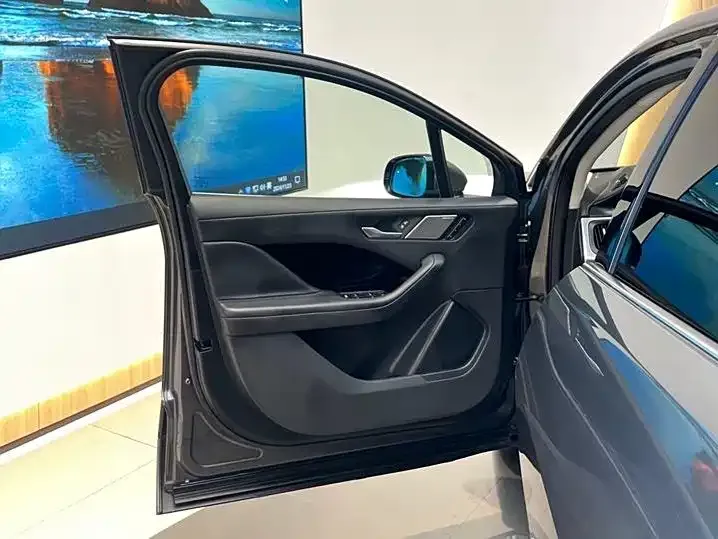 Jaguar I-PACE 2021 из CN, фото 5