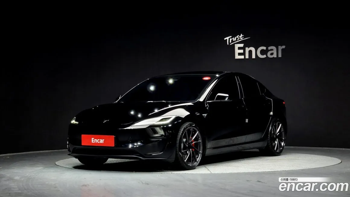 Tesla Model 3 2024 из KR, фото 1