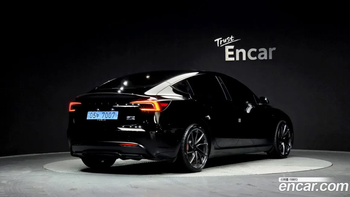 Tesla Model 3 2024 из KR, фото 4