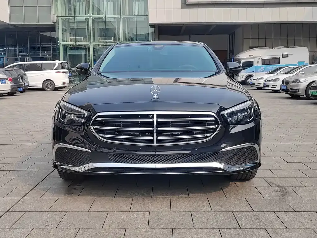 Mercedes-Benz E-Class 2023 из CN, фото 8