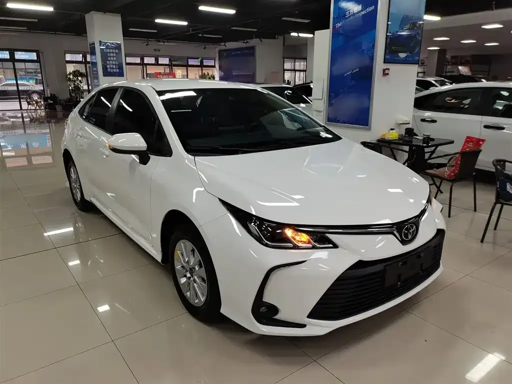 Toyota Corolla 2024 из CN, фото 10