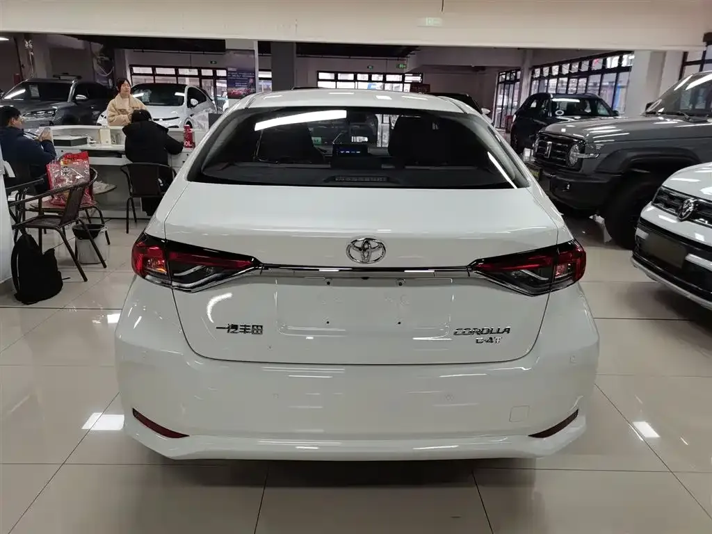 Toyota Corolla 2024 из CN, фото 3