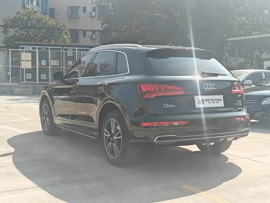 Audi Q5L 2021 из CN, фото 9