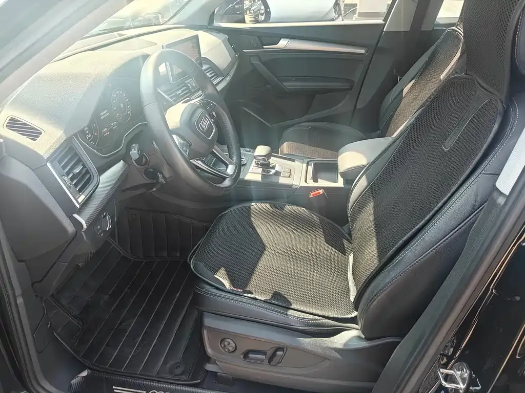 Audi Q5L 2021 из CN, фото 10