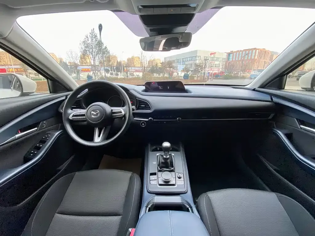 Mazda CX-30 2021 из CN, фото 5
