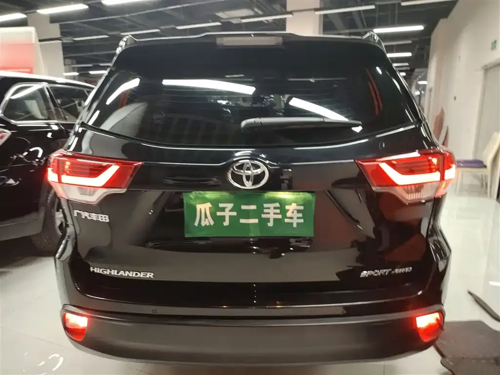 Toyota Highlander 2021 из CN, фото 9