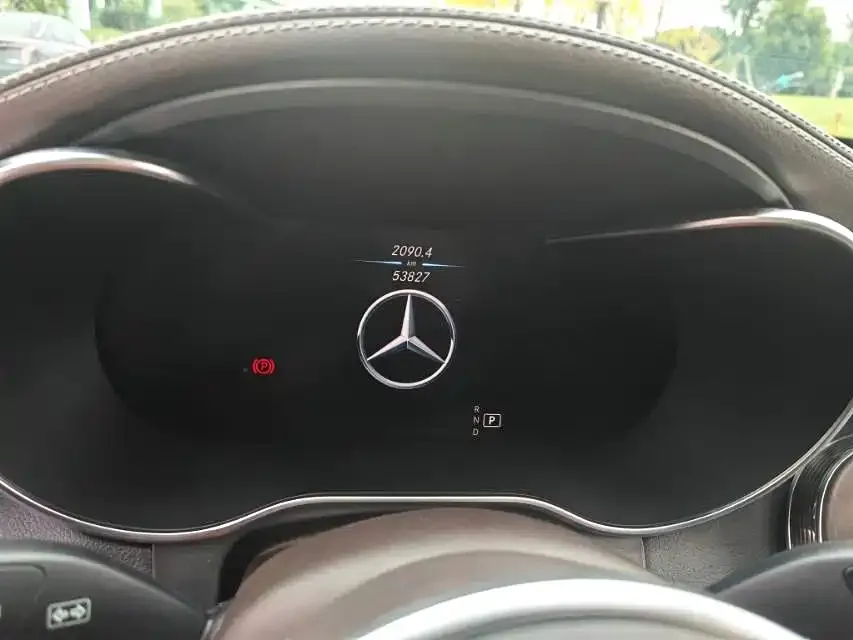 Mercedes-Benz GLC — фото 2