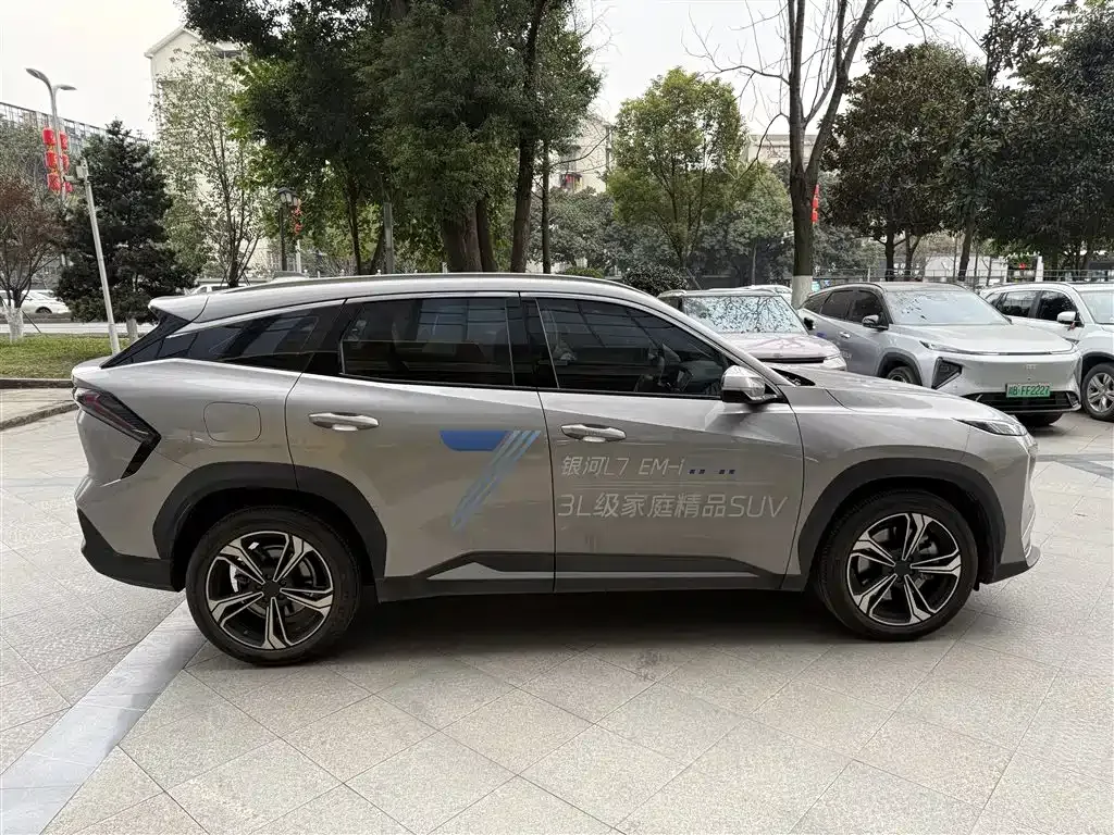 Geely Galaxy L7 — фото 4
