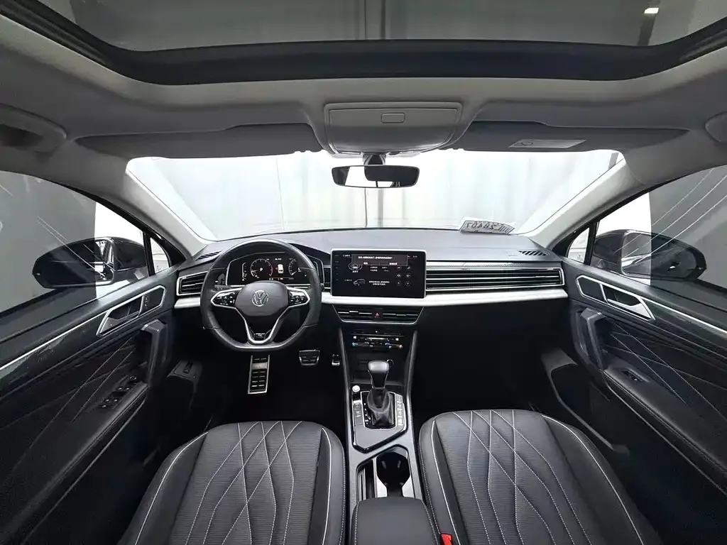 Volkswagen Tiguan L 2022 из CN, фото 6