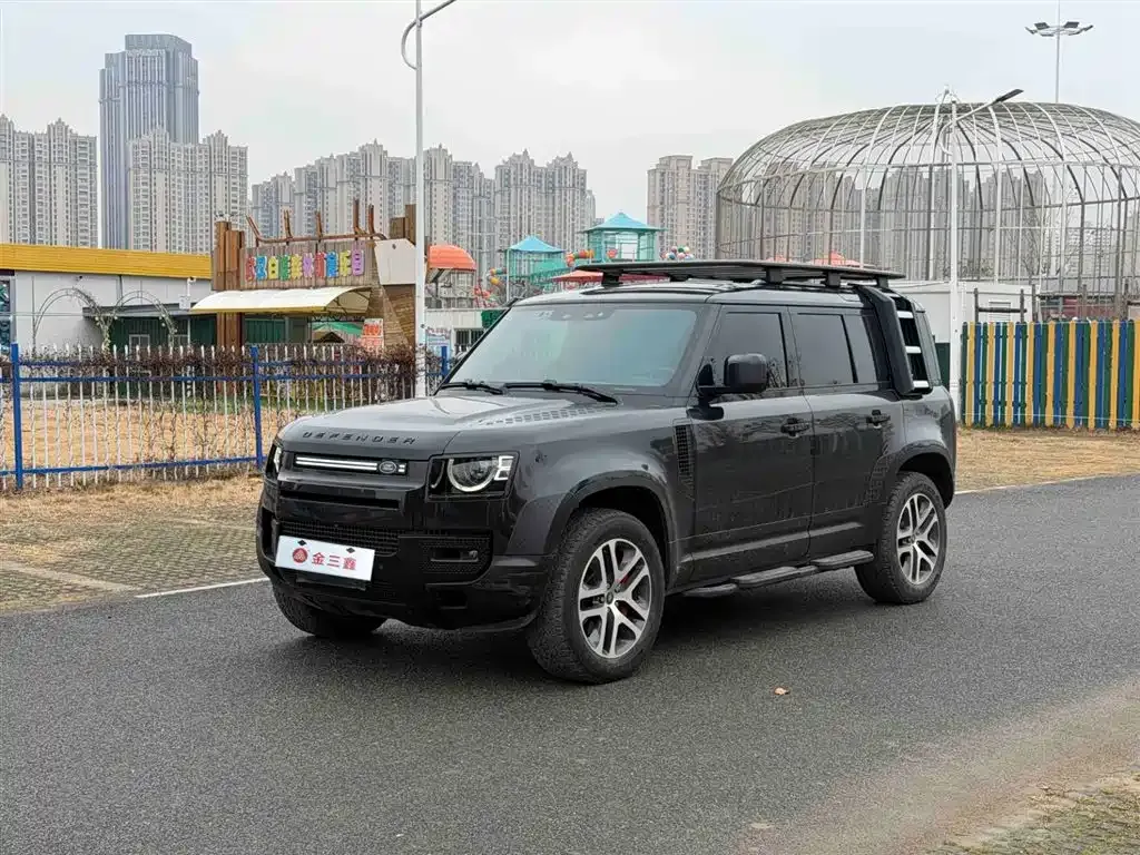 Land Rover Defender — фото 1