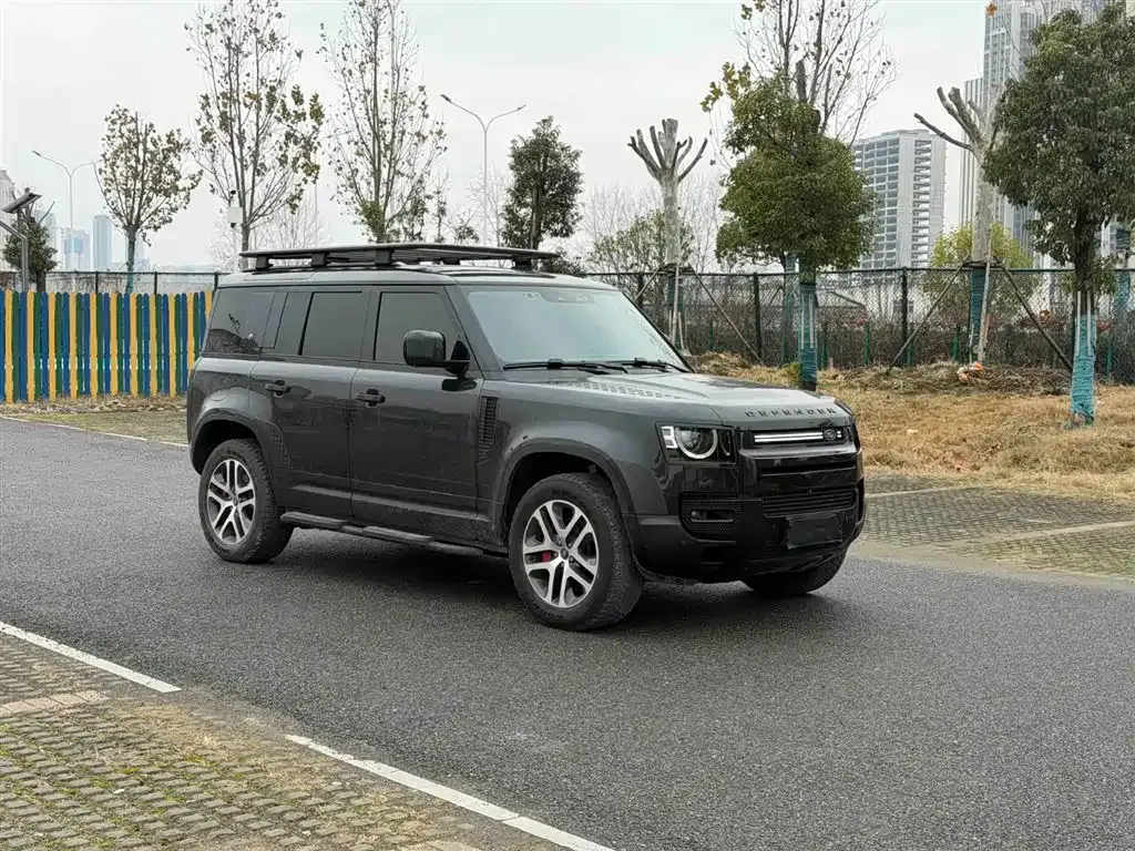 Land Rover Defender — фото 10