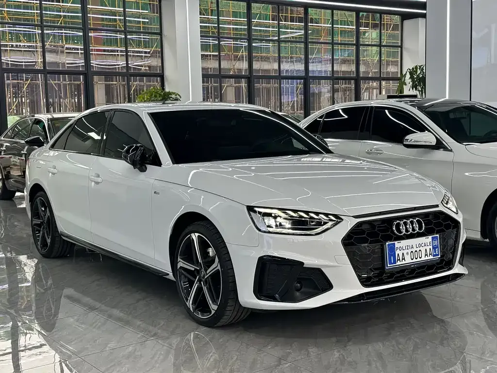 Audi A4L 2024 из CN, фото 2