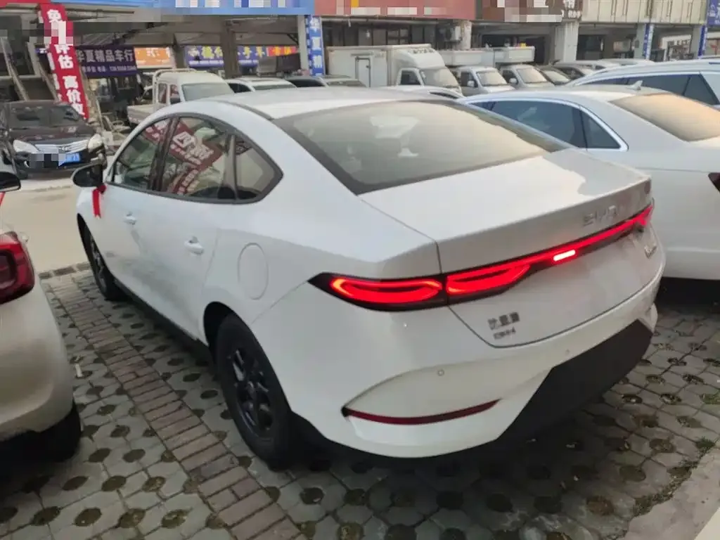 BYD Qin PLUS — фото 8