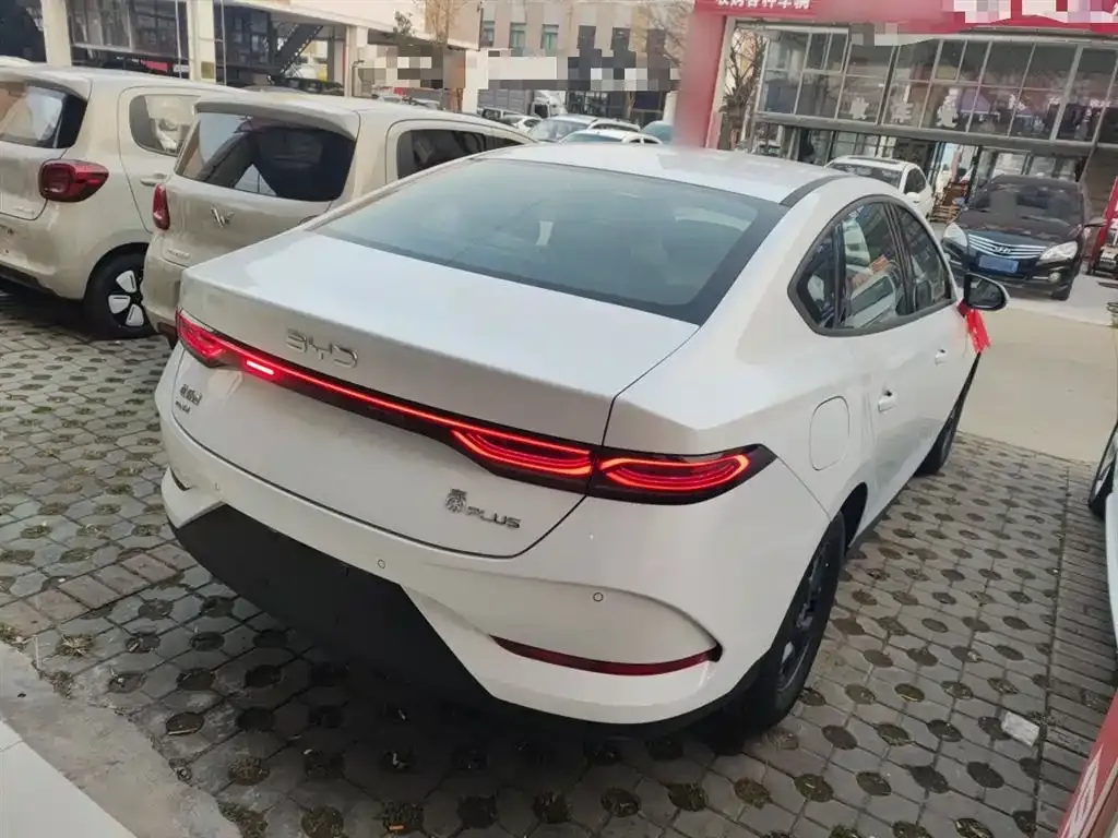 BYD Qin PLUS — фото 6