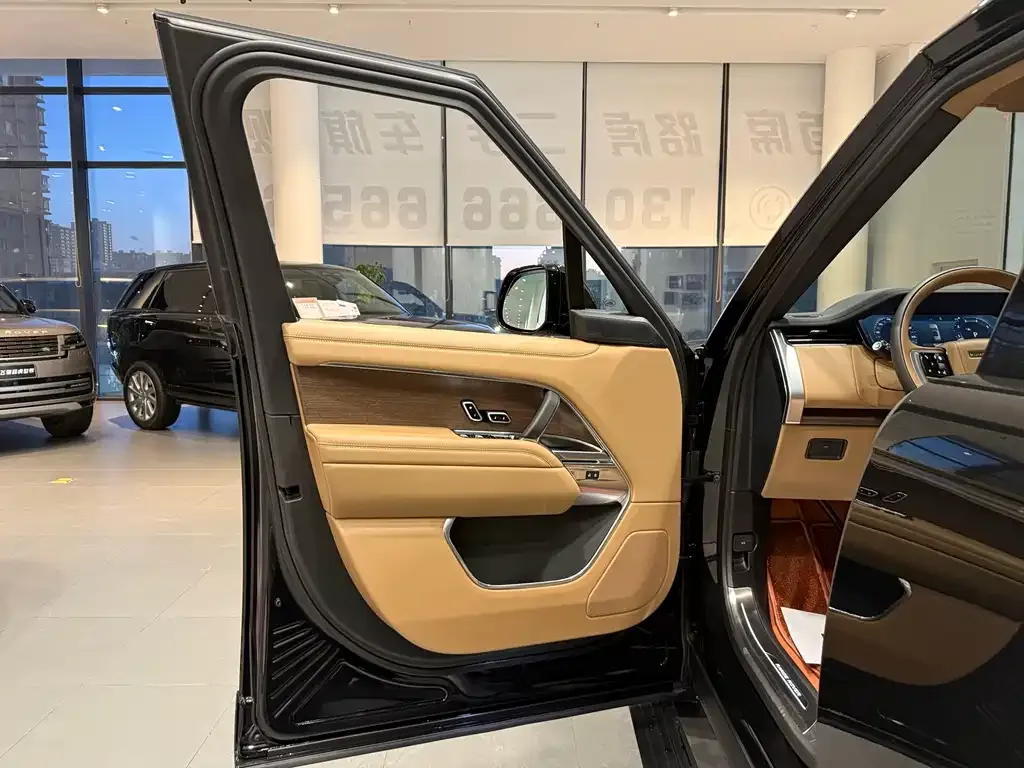 Land Rover Range Rover 2025 из CN, фото 9