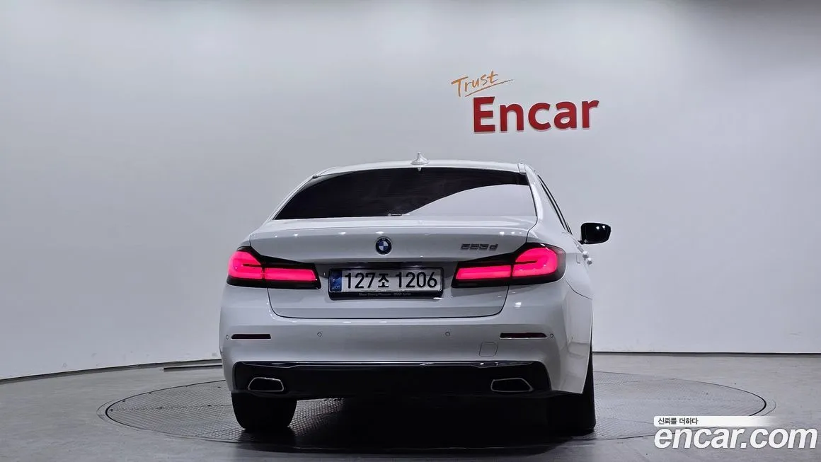 BMW 5-Series 2021 из KR, фото 3