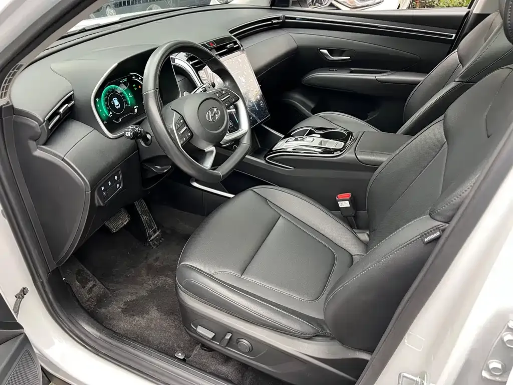 Hyundai Tucson 2022 из CN, фото 8