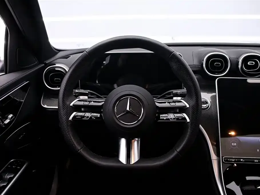 Mercedes-Benz C-Class — фото 3