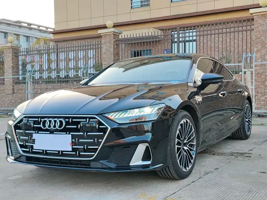 Audi A7L 2024 из CN, фото 1