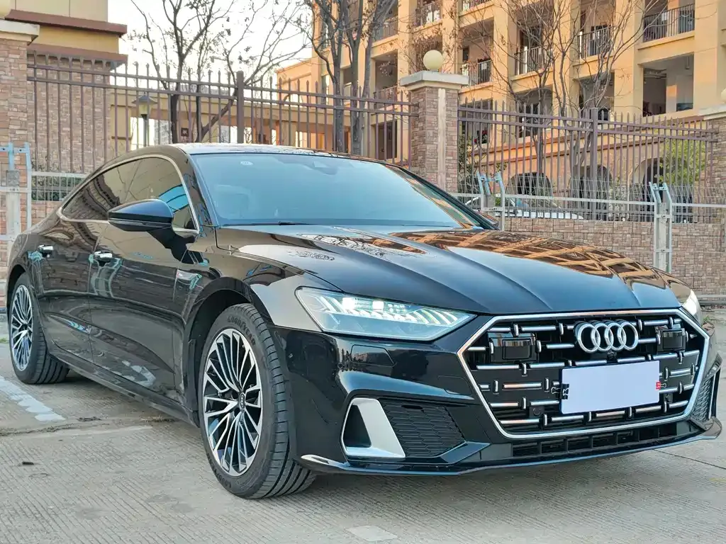 Audi A7L 2024 из CN, фото 5