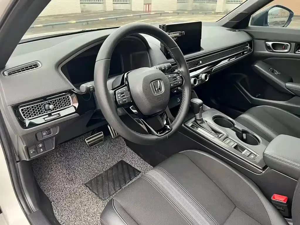 Honda Civic 2023 из CN, фото 3