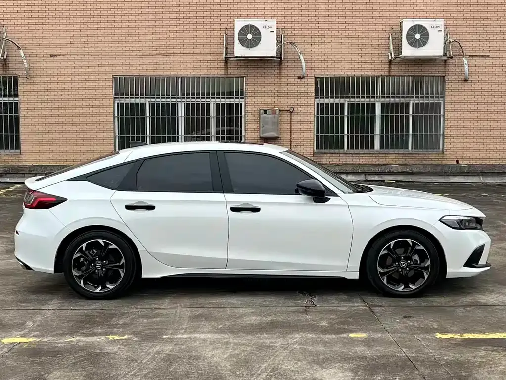 Honda Civic 2023 из CN, фото 7