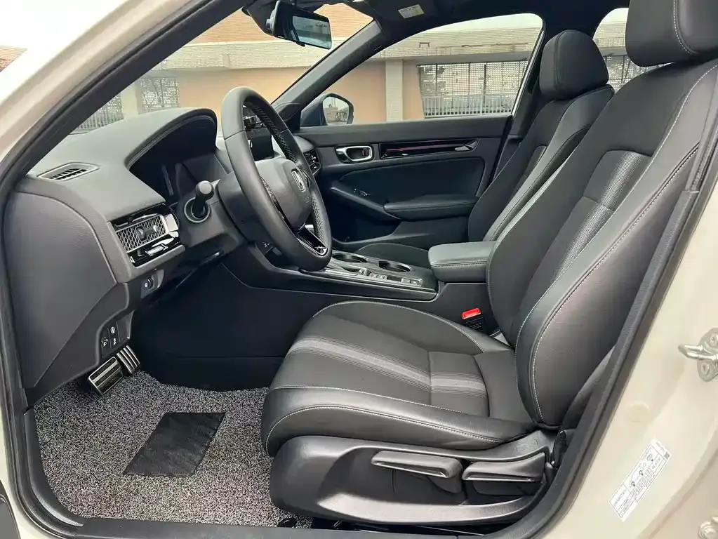 Honda Civic 2023 из CN, фото 9