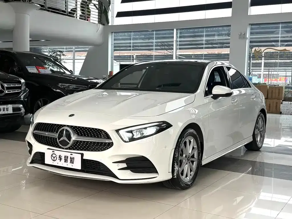 Mercedes-Benz A-Class — фото 1