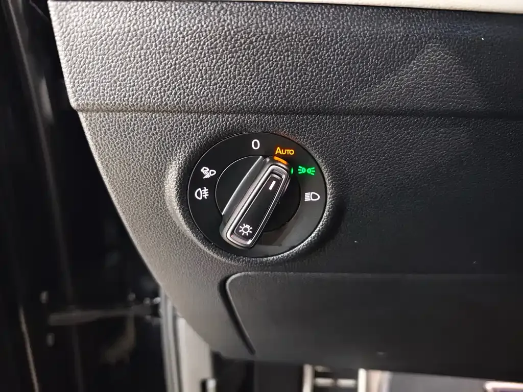 Volkswagen Tiguan L 2024 из CN, фото 7