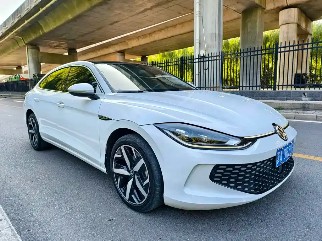 Volkswagen Lamando 2024 из CN, фото 3