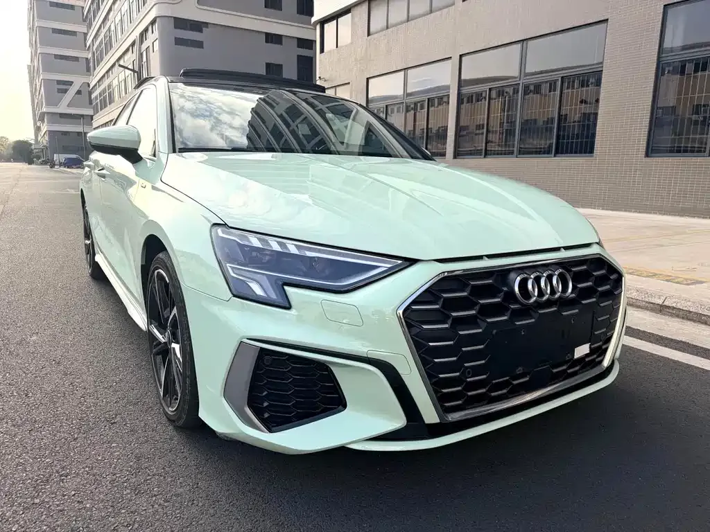 Audi A3 2023 из CN, фото 8