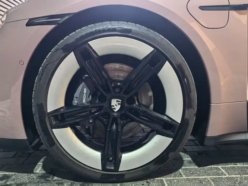 Porsche Taycan 2025 из CN, фото 9
