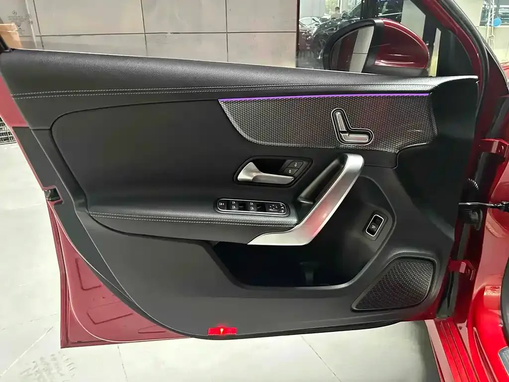 Mercedes-Benz A-Class 2021 из CN, фото 8