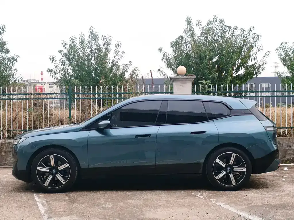 BMW iX 2023 из CN, фото 10
