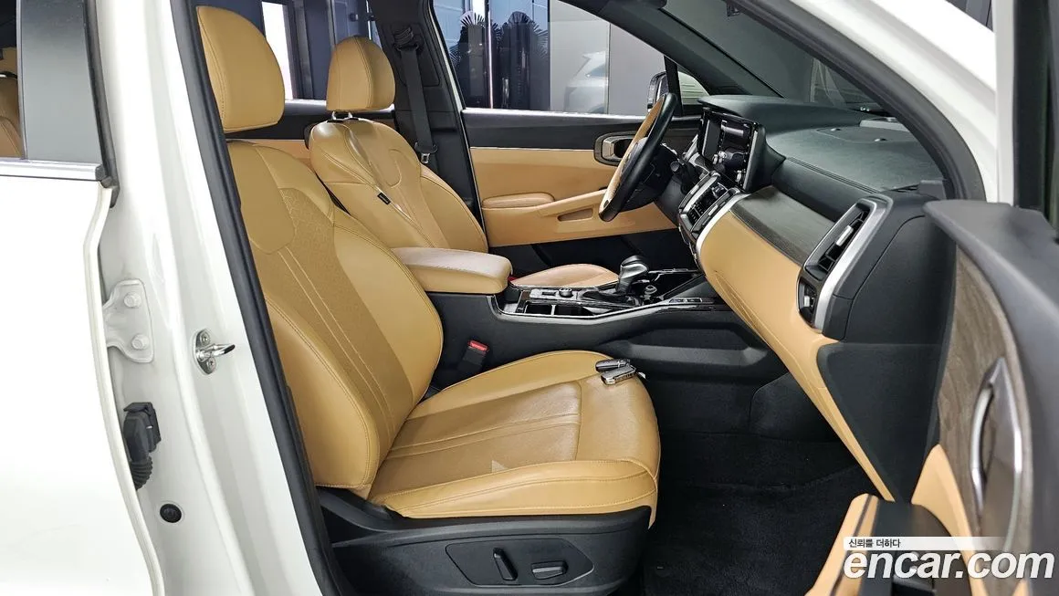 Kia Sorento — фото 4