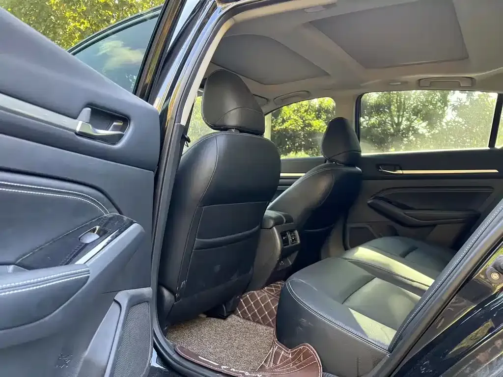 Nissan Teana 2022 из CN, фото 3