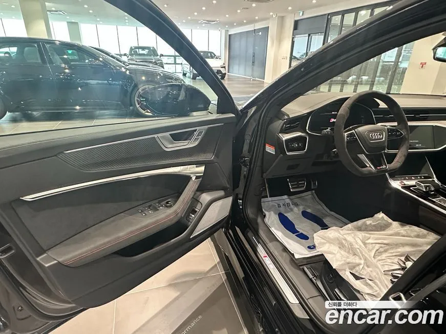 Audi RS6 2025 из KR, фото 8