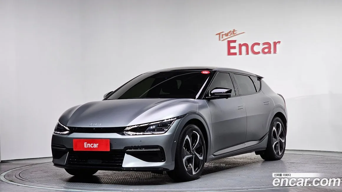 Kia EV6 — фото 1